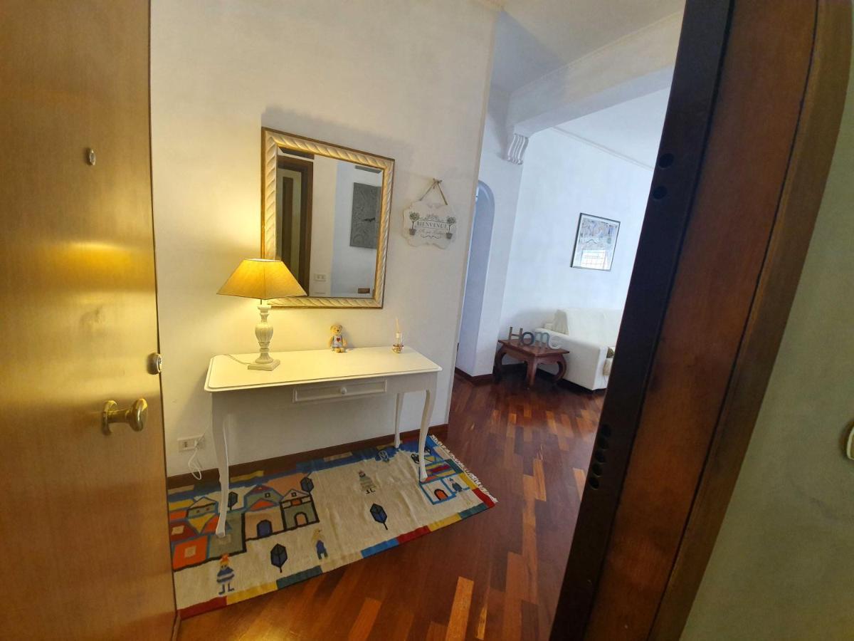 Appartamento Luminoso Villa Pamphili โรม ภายนอก รูปภาพ
