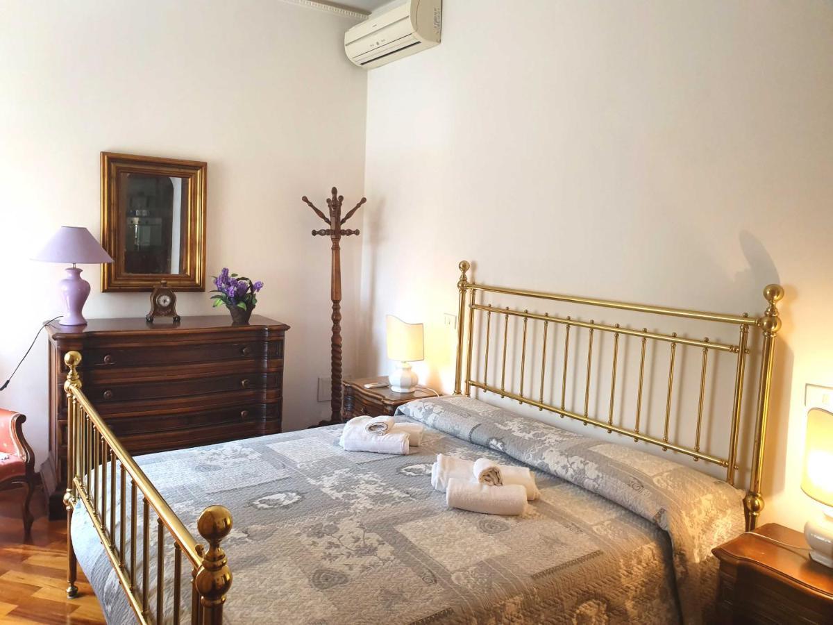 Appartamento Luminoso Villa Pamphili โรม ภายนอก รูปภาพ