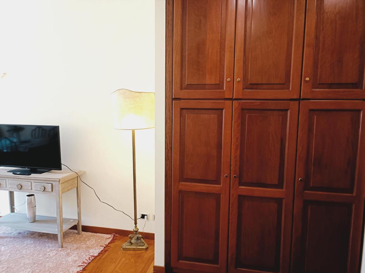 Appartamento Luminoso Villa Pamphili โรม ภายนอก รูปภาพ