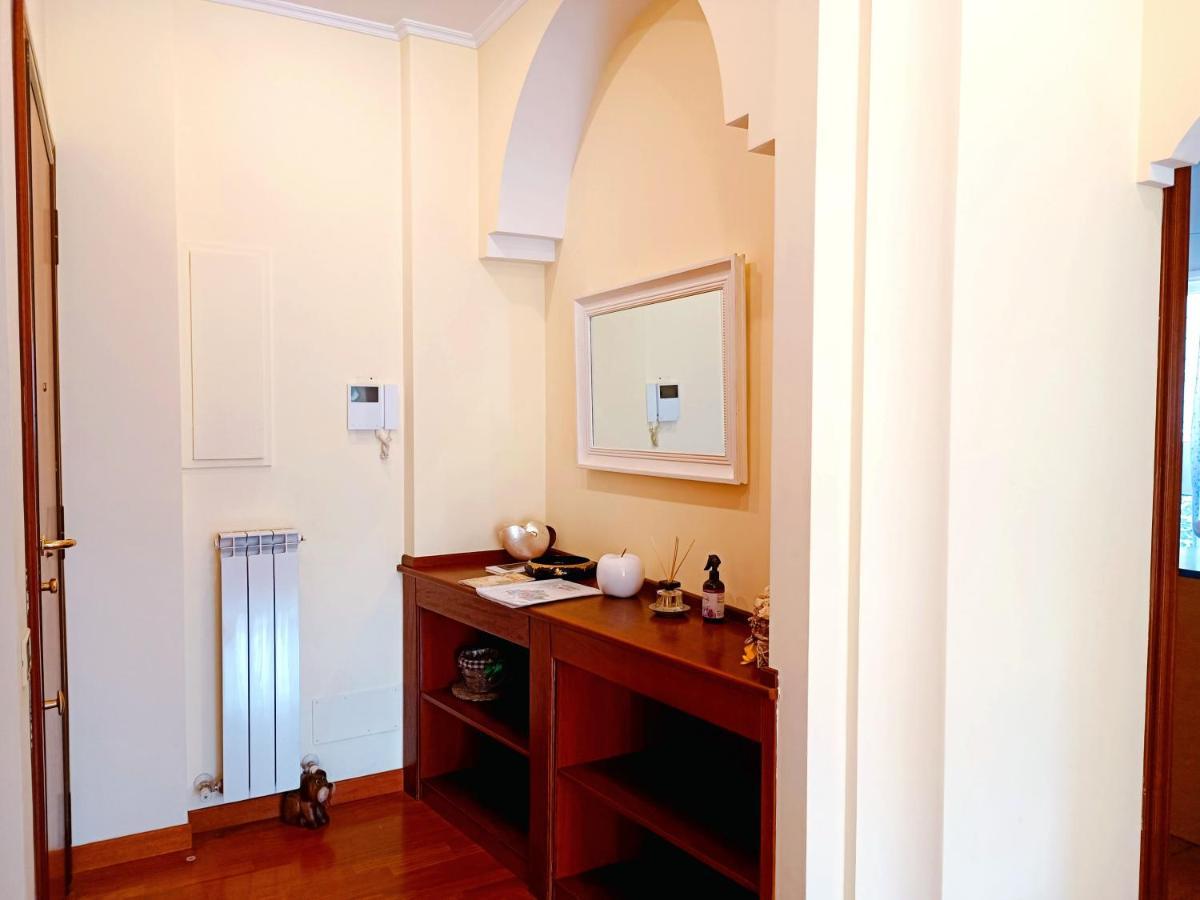 Appartamento Luminoso Villa Pamphili โรม ภายนอก รูปภาพ